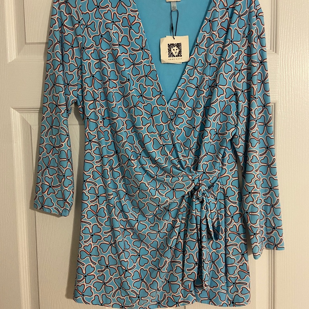 Brand NWT faux wrap style top